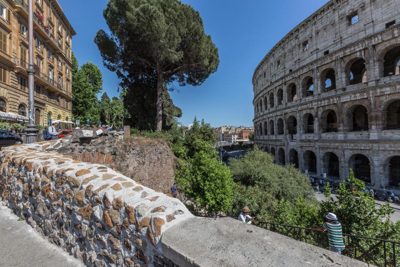 Amazing Colosseo Rome Exterior photo